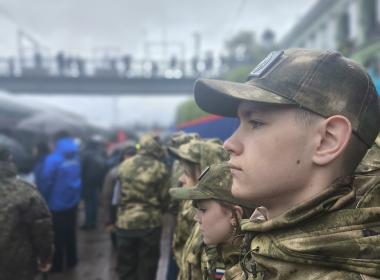 Мурманские курсанты встретили агитационный поезд «Единство в памяти. Сила в подвиге»